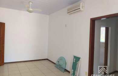 Imagem 5: Casa com , 335 m² - venda por R$ 1.950.000 ou aluguel por R$ 6.000/mês...