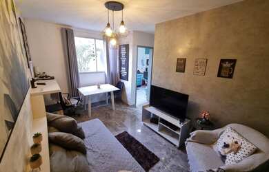 Imagem: O apartamento possui 1 Dormitório, 1 Banheiro, 1 Vaga na garagem