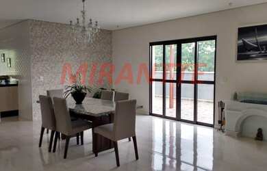 Imagem 2: Linda casa em CENTRO. Piscina, Churrasqueira, Guarda roupaeLareira