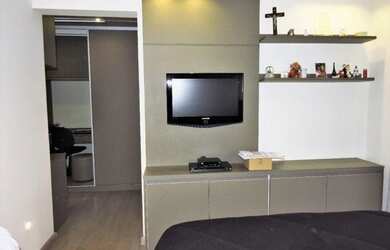 Imagem 10: Apartamento para venda possui 147 metros quadrados com 3 suítes, armários, ar condicionado