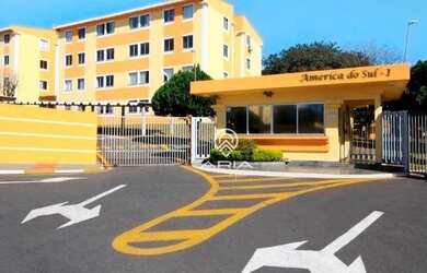 Imagem: O apartamento possui 2 Dormitórios, 1 Banheiro, 1 Vaga na garagem