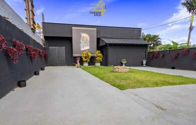 Imagem 4: Sala comercial em frente ao fórum de Tubarão com duas frentes