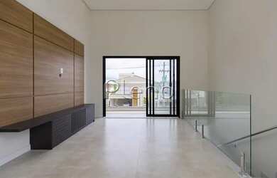 Imagem 3: Venda Casa com 235,00 metroQuadrado, 3 dormitório s , 2 vaga s . Swiss...