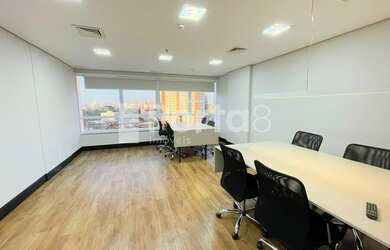 Imagem: O depósito possui 1 Vaga na garagem e 45m² de Área e está