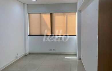 Imagem: O depósito possui 1 Vaga na garagem e 108m² de Área e está