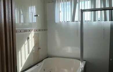 Imagem 13: Excelente Mansão em Condomínio