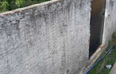 Imagem: A casa possui 3 Dormitórios, 1 Banheiro, 55m² de Área e