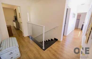 Imagem: A casa em condomínio possui 3 Dormitórios, 3 Banheiros, 4