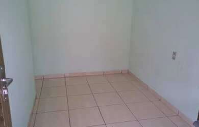 Imagem: A casa possui 2 Dormitórios, 1 Banheiro, 45m² de Área e