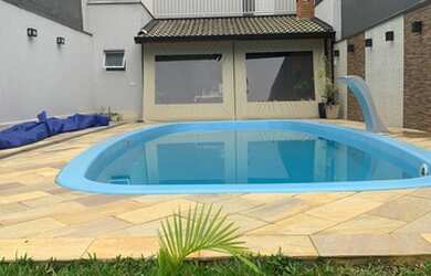 Imagem 14: Sobrado para venda possui 300 metros quadrados com 4 quartos em Jardim Quaresmeira II - Su