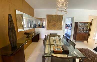 Imagem: O apartamento possui 4 Dormitórios, 5 Banheiros, 3 Vagas na