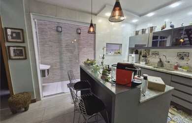 Imagem 3: Imóvel para venda possui 191 metros quadrados com 3 quartos em Tijuca...