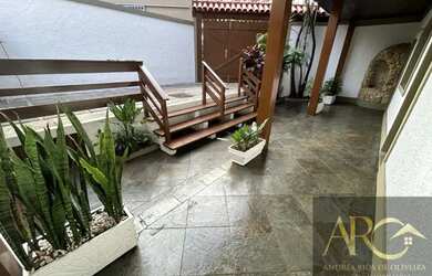 Imagem 6: Exclusiva Casa Triplex com Acabamento em Ipê, Rua Mario Hue, S/N, com entrada também pela