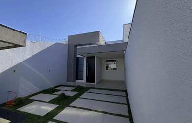 Imagem: Casa para Venda em Montes Claros, Interlagos, 3 dormitórios