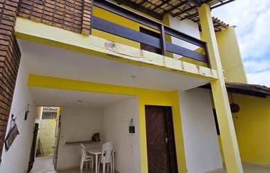 Imagem: A casa em condomínio possui 4 Dormitórios, 4 Banheiros, 1