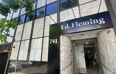 Imagem: O depósito possui 1 Vaga na garagem, 39m² de Área e está