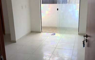 Imagem: O apartamento possui 2 Dormitórios, 1 Banheiro e está localizado