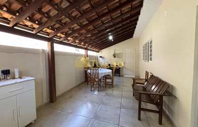 Imagem 4: Casa + casas de fundos para Venda no Jardim Viena, São José do Rio Preto