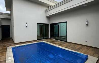 Imagem: A casa em condomínio possui 3 Dormitórios, 5 Banheiros, 2