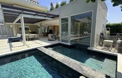 Imagem 1: Casa com 5 suítes, 1400 m² - Alphaville - Barra da Tijuca - Rio de Janeiro/RJ