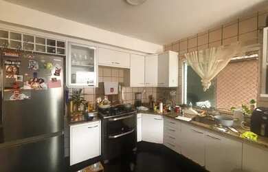 Imagem 3: VENDO OU ALUGO CASA COM 04 QTOS NO CONDOMINIO RESIDENCIAL LARANJEIRAS