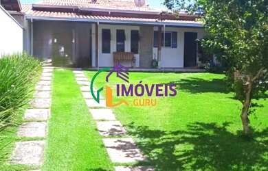 Imagem: A casa possui 2 Dormitórios, 2 Banheiros, 4 Vagas na garagem