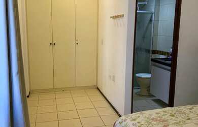 Imagem 11: Ed. St. Barth em frente à praça ao lado do antigo Bom Preço Ponta Verde