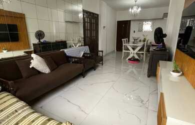 Imagem: O apartamento possui 3 Dormitórios, 1 Banheiro, 1 Vaga na garagem