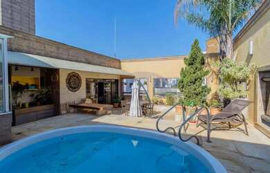 Imagem: O apartamento na cobertura possui 4 Dormitórios, 3 Banheiros