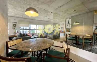 Imagem: O apartamento possui 1 Dormitório, 1 Banheiro, 1 Vaga na garagem