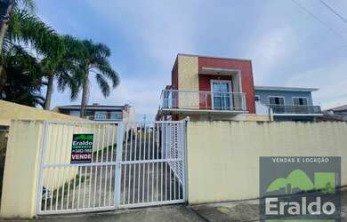 Imagem: A casa possui 2 Dormitórios, 1 Banheiro, 1 Vaga na garagem