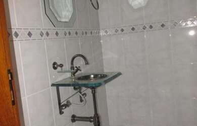 Imagem 6: Linda Casa. Churrasqueira, 250m² de Área, 5 Vagas na garageme3 Dormitórios