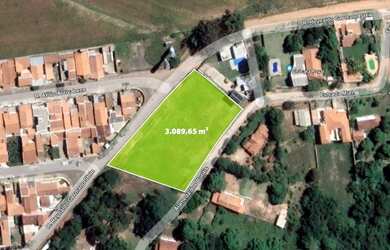 Imagem: O terreno possui 3.090m² de Área e está localizado em Parque