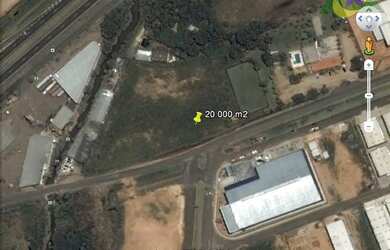 Imagem: O terreno possui 19.000m² de Área e está localizado em Distrito