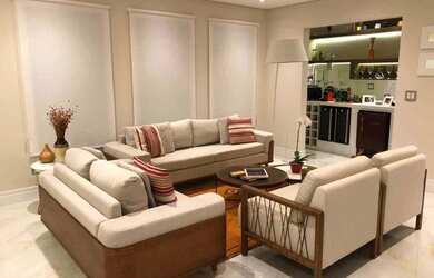 Imagem 4: Oportunidade. Piscina, Churrasqueira, 380m² de Áreae3 Vagas na garagem