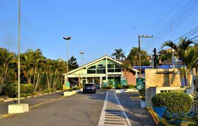 Imagem: A casa em condomínio possui 3 Dormitórios, 4 Banheiros, 4