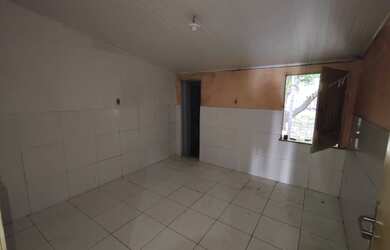 Imagem 3: Casa escriturada com terreno 7 x 35 disponível no bairro Novo Paraíso / América / Siqueira