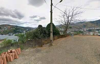 Imagem: Lote Urbano com aprox. 500,00m² no bairro Polivalente EM Caratinga/MG