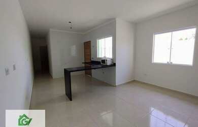 Imagem: A casa possui 3 Dormitórios, 2 Banheiros, 3 Vagas na garagem