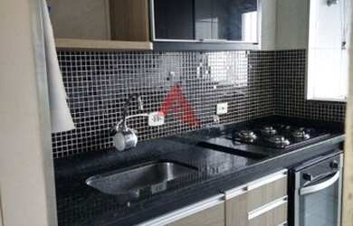 Imagem: O apartamento possui 2 Dormitórios, 1 Banheiro, 1 Vaga na garagem