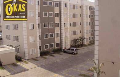 Imagem: O apartamento possui 2 Dormitórios, 1 Banheiro, 1 Vaga na garagem