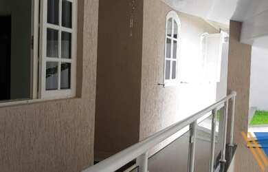 Imagem 3: Casa a venda localizada no condomínio Country Club em Arujá-SP