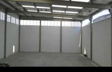 Imagem 2: Galpão/Depósito/Armazém para aluguel possui 750 metros quadrados