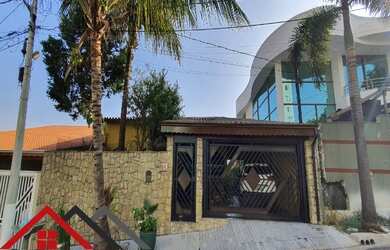 Imagem: A casa em condomínio possui 2 Dormitórios, 2 Banheiros, 1