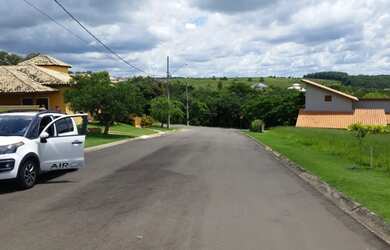 Imagem: O terreno está localizado em Itaim, Itu à venda por R$300.000