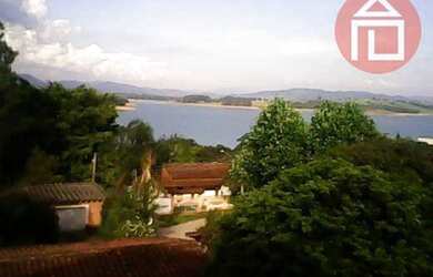 Imagem: A chácara possui 450m² de Área e está localizado em Serrinha