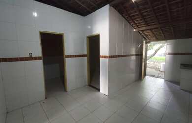 Imagem 2: Casa escriturada com terreno 7 x 35 disponível no bairro Novo Paraíso / América / Siqueira