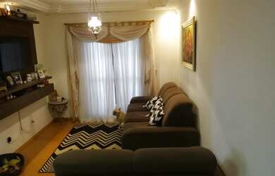 Imagem: O apartamento possui 2 Dormitórios, 1 Banheiro, 2 Vagas na