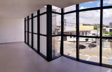 Imagem: O depósito possui 121-0m² de Área, Imóvel novo e está localizado