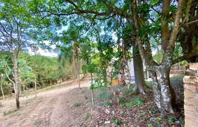 Imagem: O terreno possui 439m² de Área e está localizado em Jardim